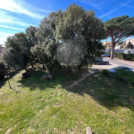 T2 Centre-ville, A Pied, Calme, 4 Couchages Cavalaire-sur-Mer